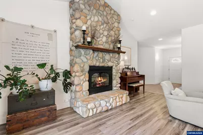 1329 Anna St, Woodburn, OR 97071 - Photo 8