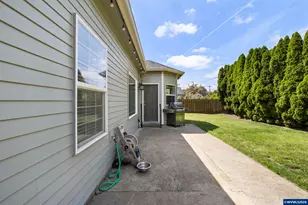 1329 Anna St, Woodburn, OR 97071 - Photo 28