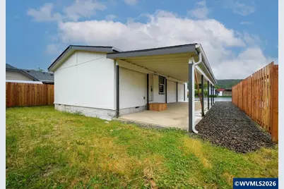 1228 47th Av, Sweet Home, OR 97386 - Photo 2