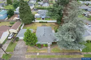 821 Cedar St, Sweet Home, OR 97386 - Photo 22
