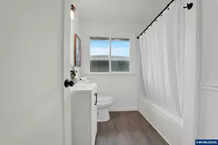 821 Cedar St, Sweet Home, OR 97386 - Photo 18
