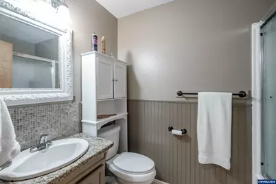 37215 Agate Dr, Lebanon, OR 97355 - Photo 40