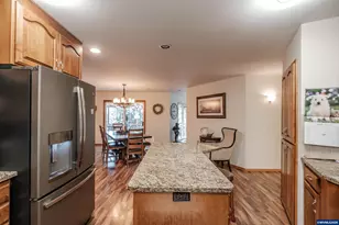 37215 Agate Dr, Lebanon, OR 97355 - Photo 30