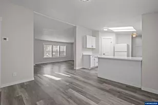 1074 Rodan Ave SE, Salem, OR 97306 - Photo 12