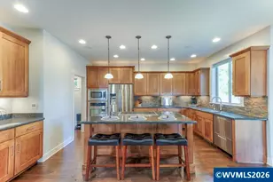 2401 Egret Ave SE, Salem, OR 97302 - Photo 6