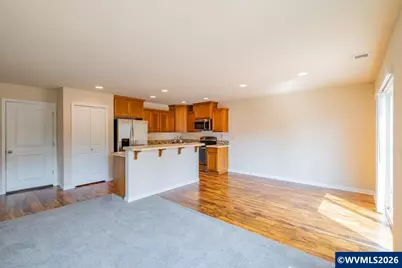 2952 NW Persimmon Wy, Albany, OR 97321 - Photo 6