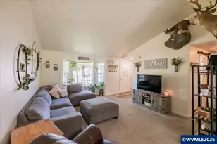 1220 40th Ave, Sweet Home, OR 97386 - Photo 6