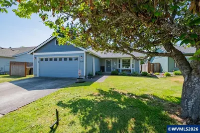1220 40th Av, Sweet Home, OR 97386 - Photo 2