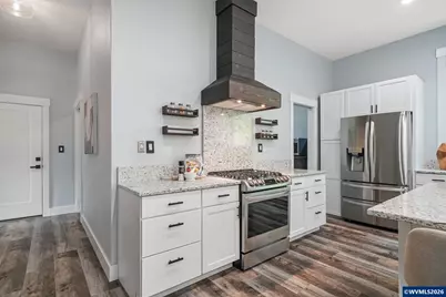 7060 NW Oak Creek Dr, Corvallis, OR 97330 - Photo 12