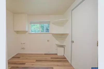 40025 Crestview Ln, Lebanon, OR 97355 - Photo 24