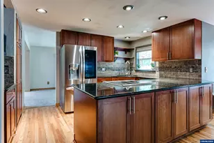 1528 SW Birdie Dr, Corvallis, OR 97333 - Photo 12