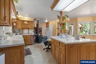 1300 Fair Oaks Rd, Oakland, OR 97462 - Photo 14