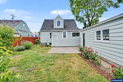 1435 17th St NE, Salem, OR 97301 - Photo 36