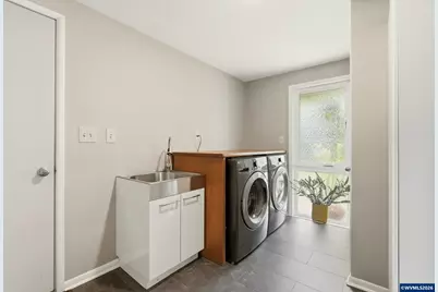 2530 Sharon Wy, Eugene, OR 97401 - Photo 30