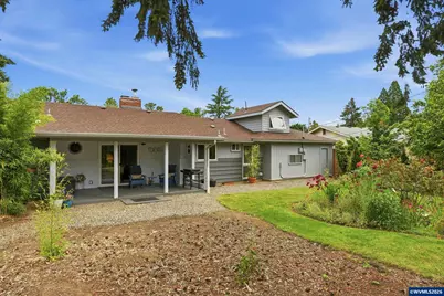 2530 Sharon Wy, Eugene, OR 97401 - Photo 32