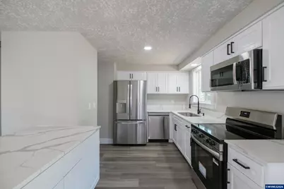 4637 Adobe St SE, Salem, OR 97317 - Photo 16
