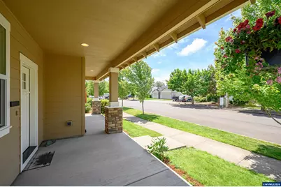 3622 NE Hembree St, McMinnville, OR 97128 - Photo 4