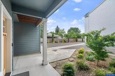 12076 SE Harold St, Portland, OR 97266 - Photo 4