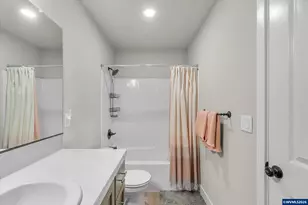 12076 SE Harold St, Portland, OR 97266 - Photo 34