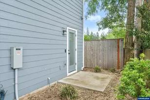 12076 SE Harold St, Portland, OR 97266 - Photo 10
