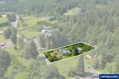 42521 N River Dr, Sweet Home, OR 97386 - Photo 2