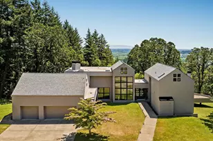 6365 NW Burgundy Dr, Corvallis, OR 97330 - Photo 2