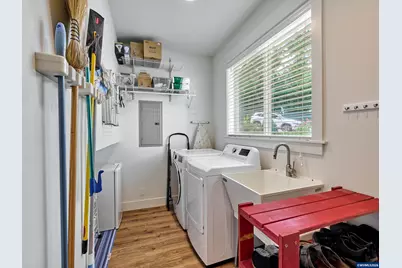 1255 Reserve St, Silverton, OR 97381 - Photo 30