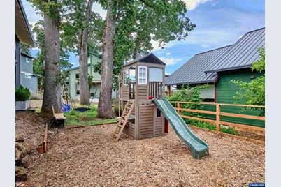 1255 Reserve St, Silverton, OR 97381 - Photo 46