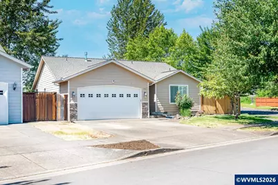 792 Trinity St, Albany, OR 97322 - Photo 1
