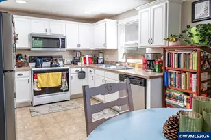 792 Trinity St, Albany, OR 97322 - Photo 14