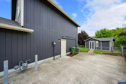 2570 Clay Ct SE, Albany, OR 97322 - Photo 4