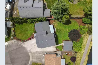 2570 Clay Ct SE, Albany, OR 97322 - Photo 2