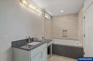 4098 Portland Rd NE, Salem, OR 97301 - Photo 28