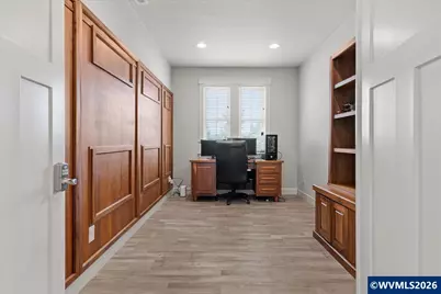 4098 Portland Rd NE, Salem, OR 97301 - Photo 18