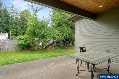 4098 Portland Rd NE, Salem, OR 97301 - Photo 38