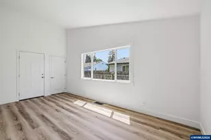 2360 Townsend Way SE, Salem, OR 97301 - Photo 8