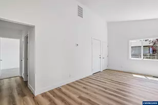 2360 Townsend Way SE, Salem, OR 97301 - Photo 12