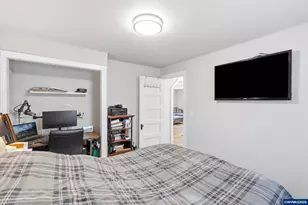 2906 Elmira Rd, Eugene, OR 97402 - Photo 16