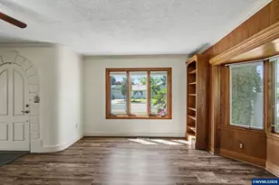 346 SE Hankel St, Dallas, OR 97338 - Photo 8