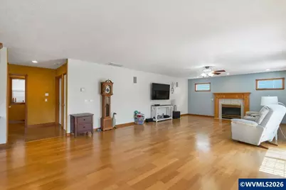 2734 Cindercone Ct SE, Salem, OR 97306 - Photo 24