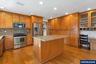 2734 Cindercone Ct SE, Salem, OR 97306 - Photo 20