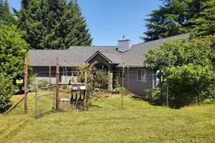 1401 Reuben Boise Rd, Dallas, OR 97338 - Photo 2
