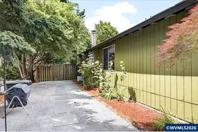 1395 SE 64th Av, Hillsboro, OR 97123 - Photo 40