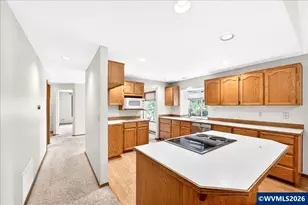 1395 SE 64th Av, Hillsboro, OR 97123 - Photo 12