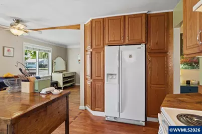 2340 Oak St SE, Albany, OR 97322 - Photo 16