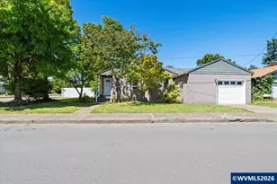2340 Oak St SE, Albany, OR 97322 - Photo 1