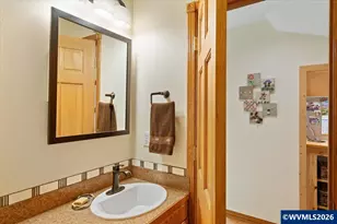 565 Shelokum Dr, Silverton, OR 97381 - Photo 18