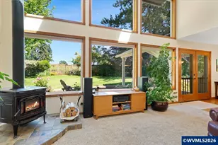 565 Shelokum Dr, Silverton, OR 97381 - Photo 6