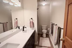 565 Shelokum Dr, Silverton, OR 97381 - Photo 12