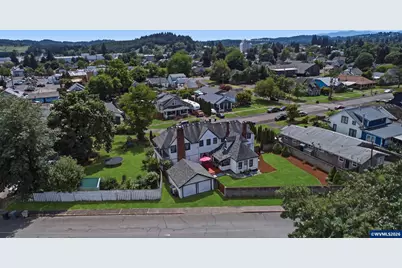 544 SE Court St, Dallas, OR 97338 - Photo 4